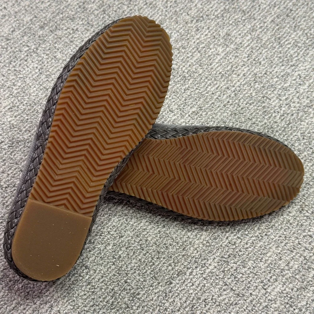 Aetrex Slip-On Flats Women's Size 6 6.5 Gray Lizard Print Leather Shoes